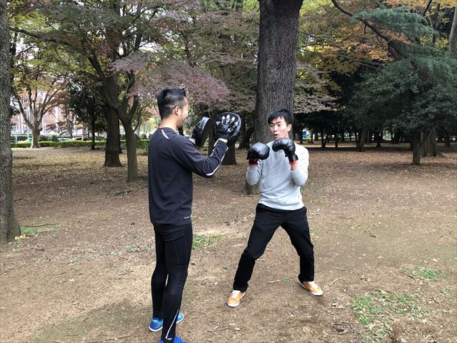 代々木公園ミット打ち